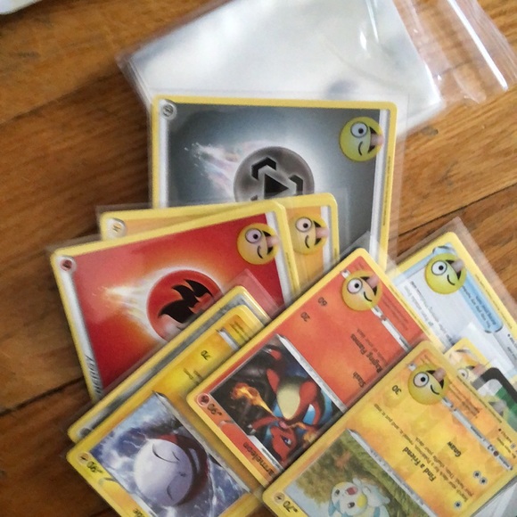 Pokémon mystery Pokémon pack - Picture 2 of 3
